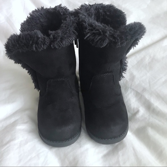 ⛔️SOLD⛔️ Cat & Jack Toddler Black Suede Boots - Picture 3 of 8